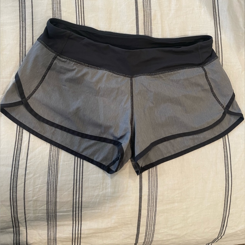 Lululemon tracker shorts